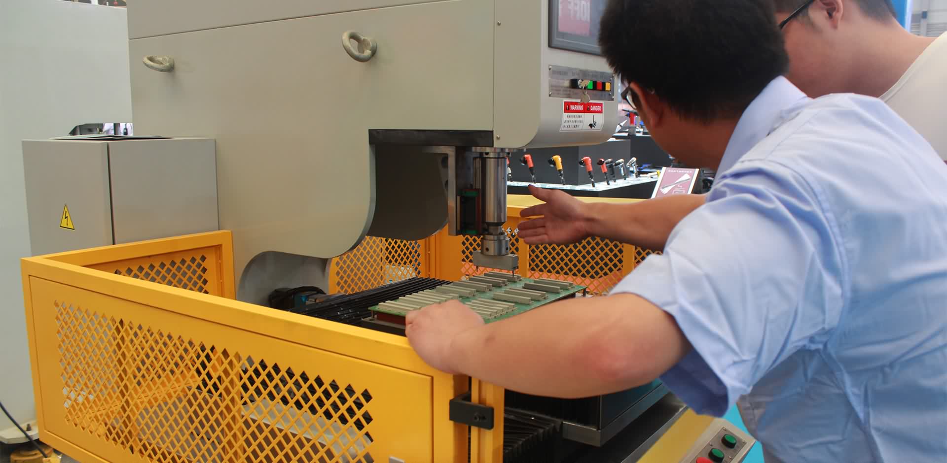 氣液增壓缸、液壓油缸、伺服電動缸、壓機